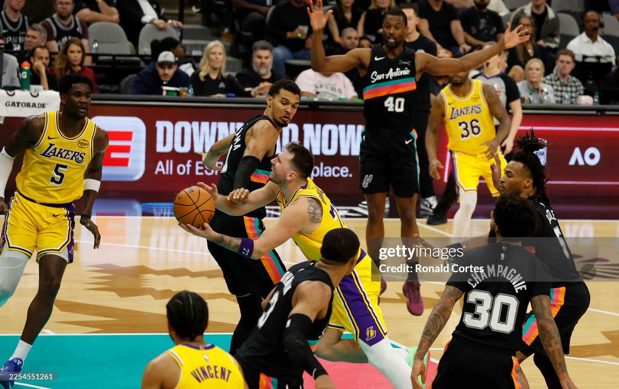 Lakers’ Loss to Spurs Reveals a Deeper Roster Problem Without LeBron James